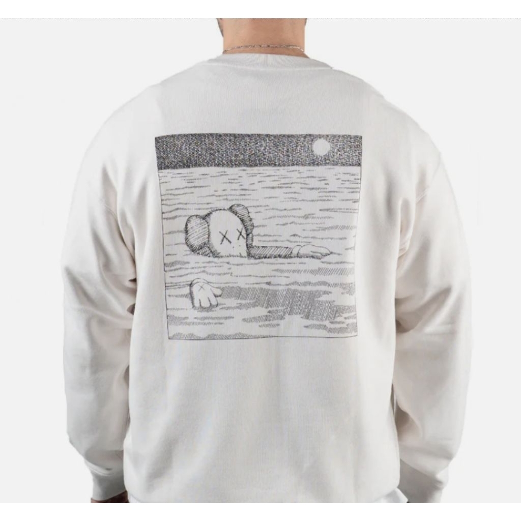 CREWNECK UNIQLO X KAWS | SWEATER UNIQLO X KAWS