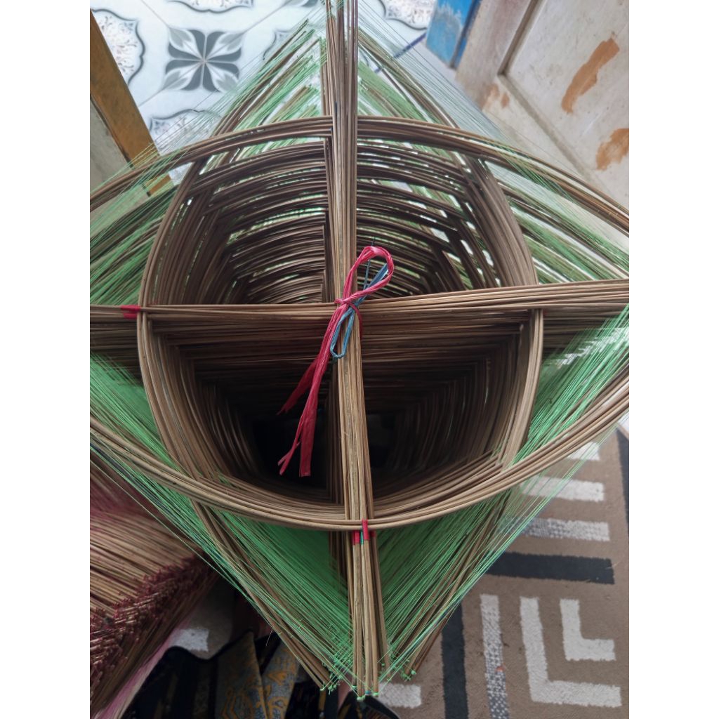 Arku Layangan Sukhoi Super lilitan (Bambu Petung)