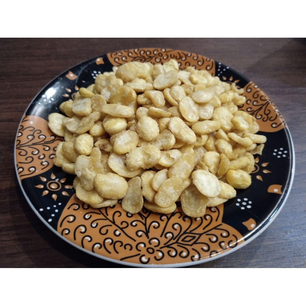 

Kacang koro/ kacang asin rasa gurih renyah isi 250gr