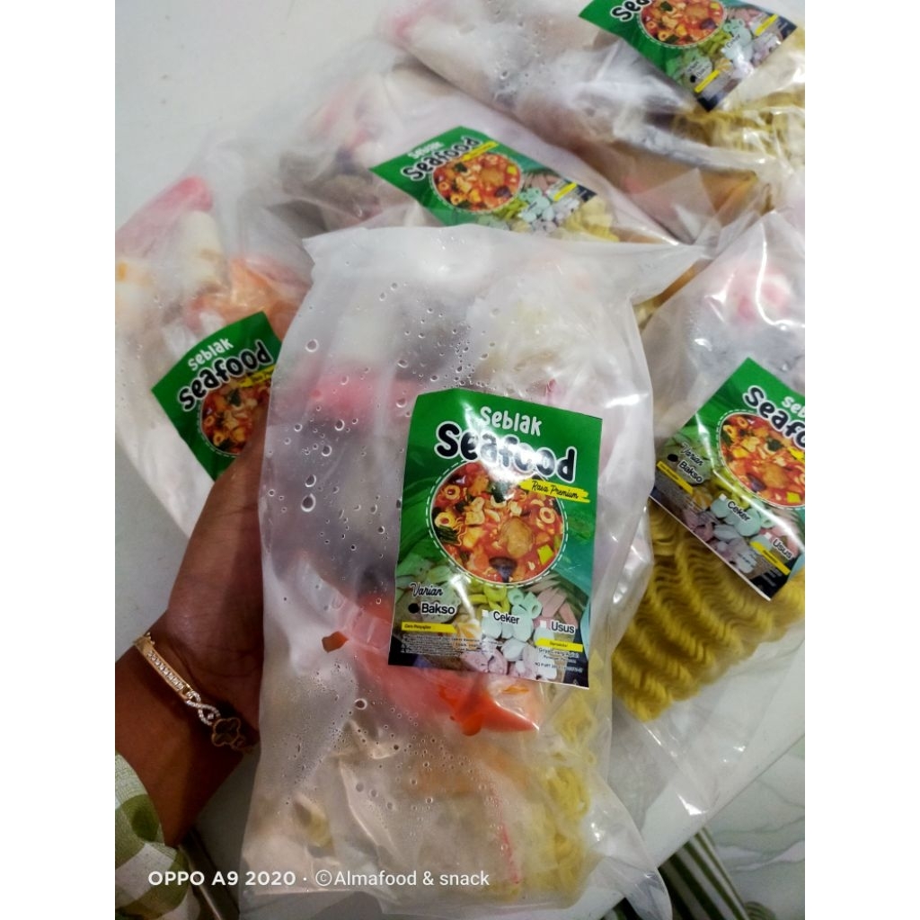 

Seblak seafood instan