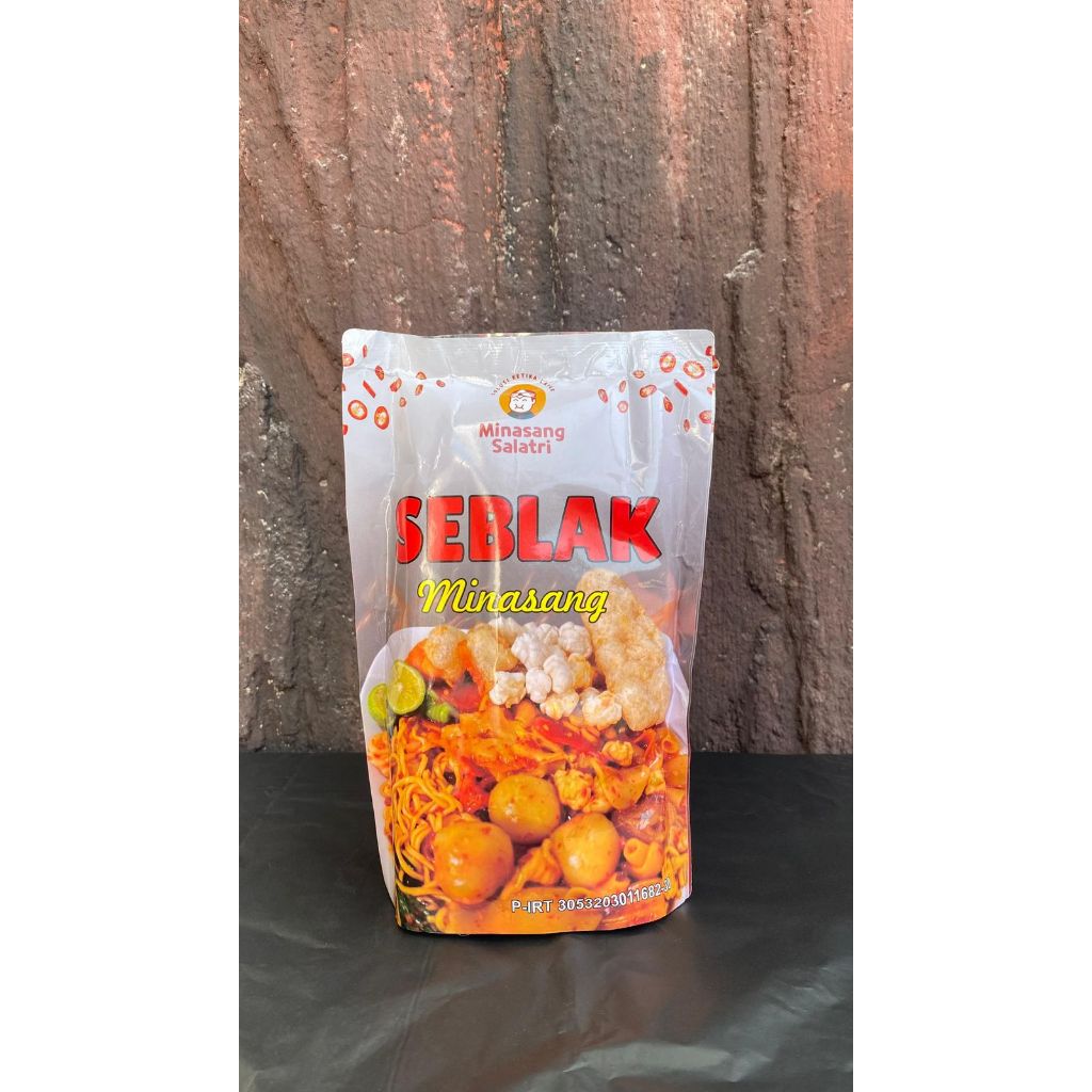 

Seblak instan minasang salatri plus cilok