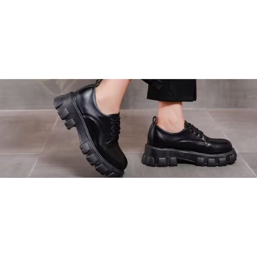 Promo Terbaru Boots Sepatu Sneakers Wanita Sneakers Fashion Shoes Korea Sepatu Wanita Boots Hitam