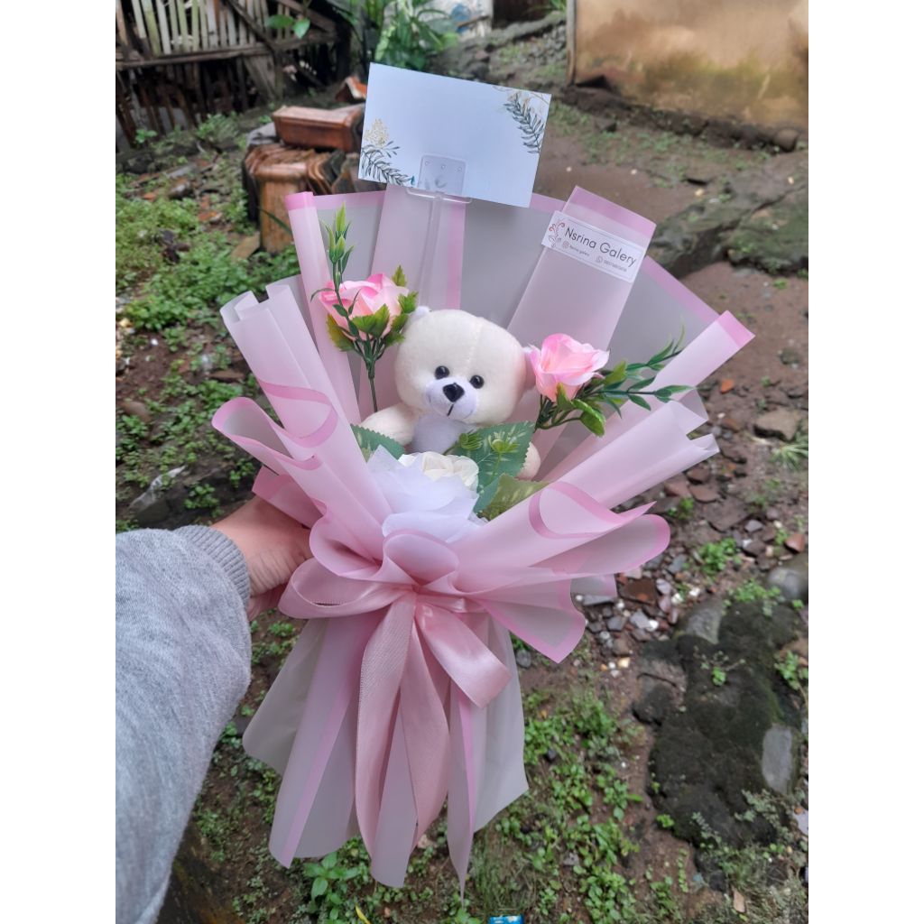 

Buket boneka murah/ buket bunga/ Hadiah wisuda /buket bunga boneka /kado ulang tahun