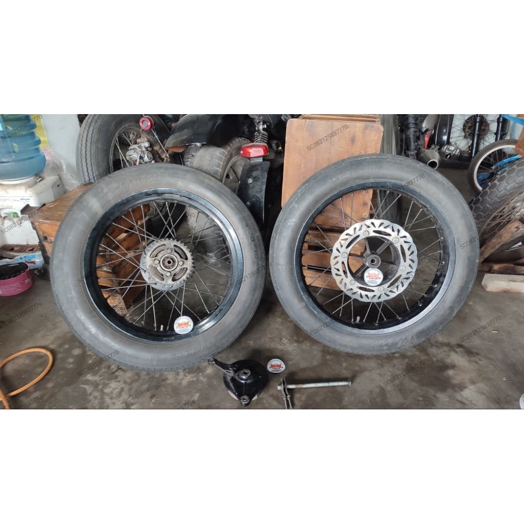 velg & ban motor custom lebar classic japstyle bobber