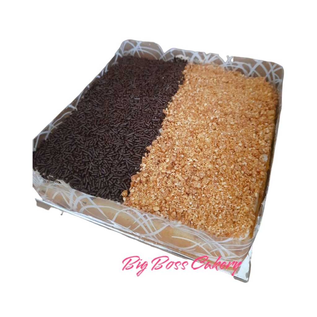 

MOCCA PEANUT CHOCO CAKE KUE COKLAT KACANG NOUGAT MOKA