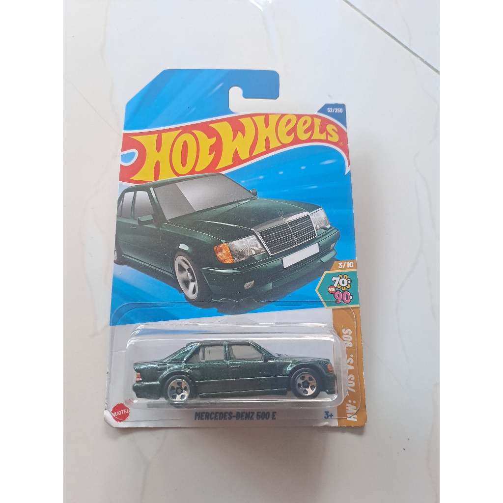 Hot Wheels Mercedes Benz 500 E