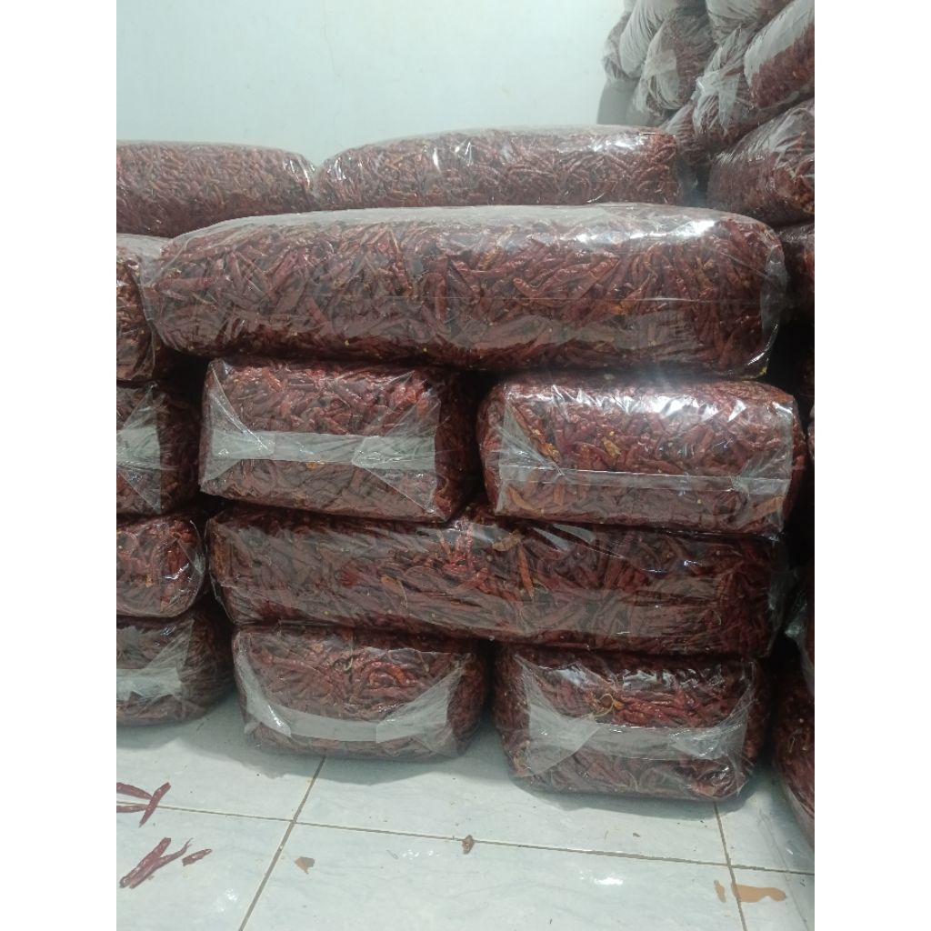 

kemasn 5.kg CABE RAWIT TEJA KERING KUALITAS SUPER PEDAS COVOK UNTUK BUMBU SEBLAK DN CILI OIL