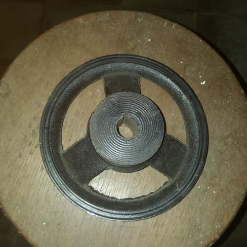 

pully puli pulli PULLEY giling tepung KELAPA kombinasi 7" 7 inci as 20