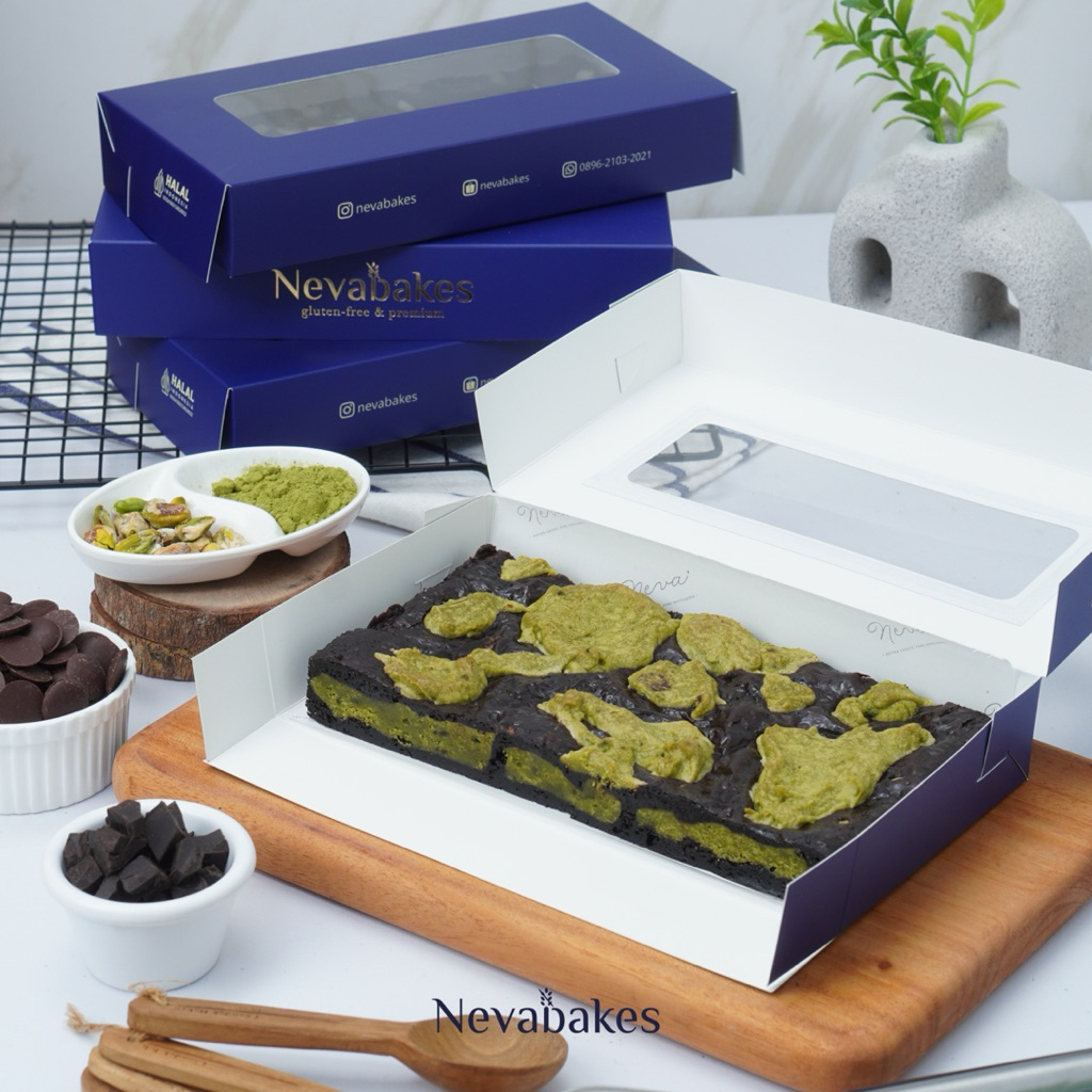 

Brownies GLUTEN FREE Matcha Cookie Brownie — NevaBakes