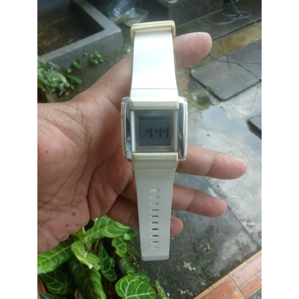 Jam Tangan Murah Pria Wanita Unisex Casio Baby G BDG-110 3175 Bekas Second