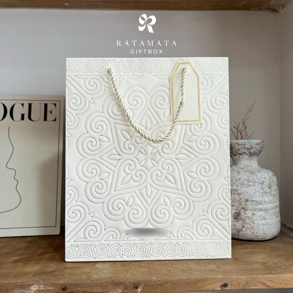 

Paper Bag Emboss Motif Tas Belanja Tas Souvenir Goodie Bag Tas Hadiah