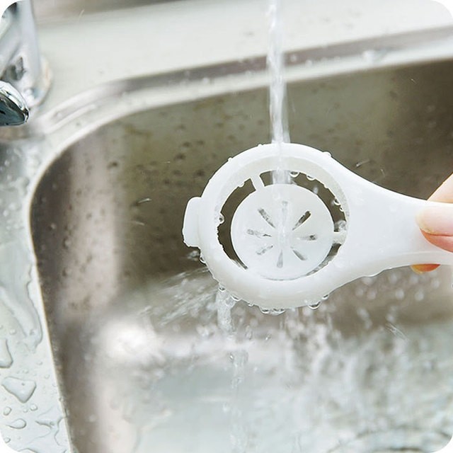 ALAT PEMISAH PUTIH & KUNING TELUR / SARINGAN PEMISAH PUTIH & KUNING TELUR / PUTIH TELUR SENDOK