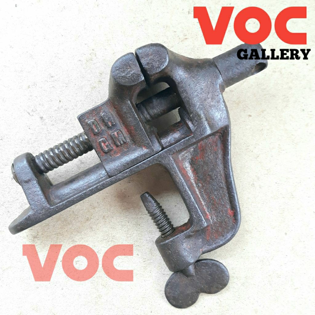 Bench Small Vise DRGM 7" Ragum Tanggem Tool Industrial Alat Tukang Rare Jadul Antik Antique Vintage 