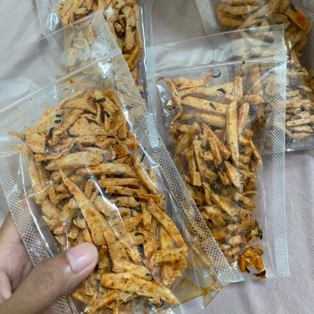 

Basreng Crispy 50gr – Pedas Manis / Original | Bakso Goreng Renyah Camilan Kekinian