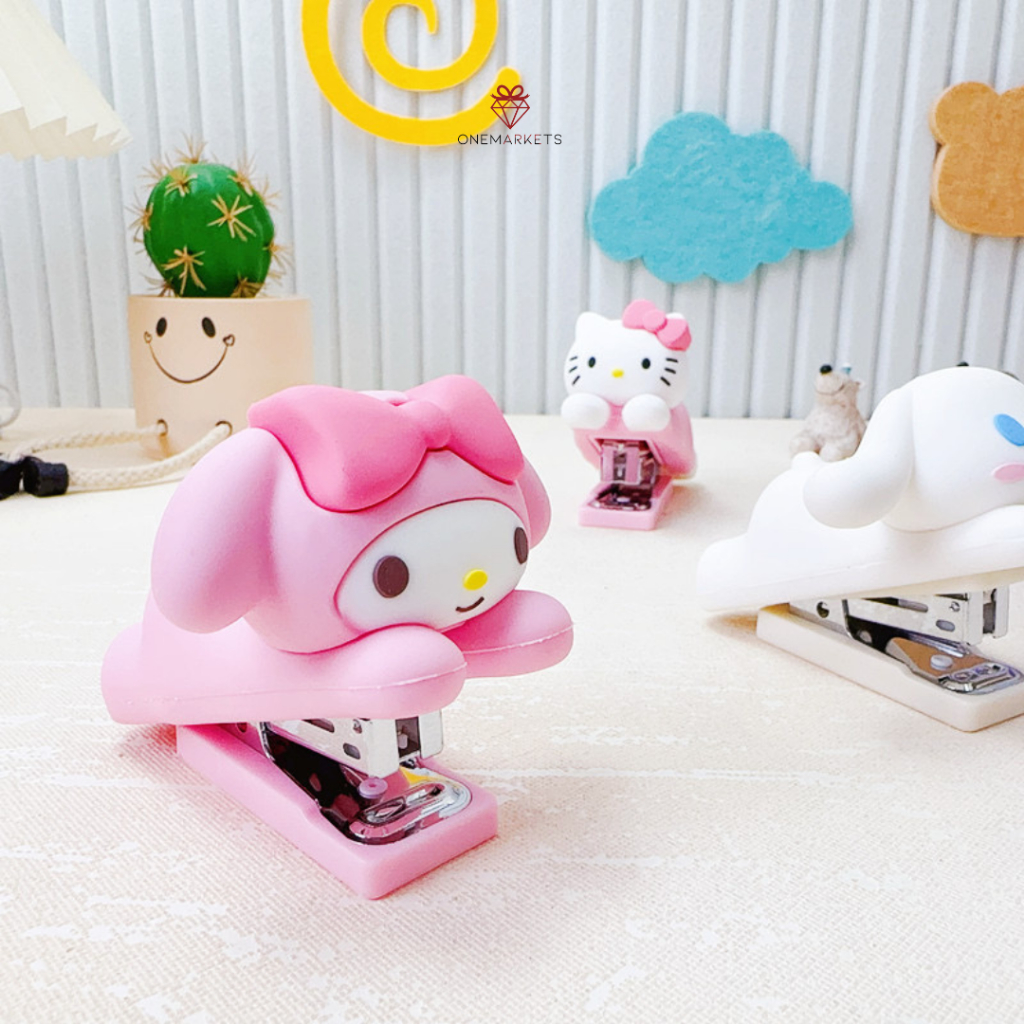 

Stapler Bentuk Karakter Sanrio / Staples Lucu / Hadiah Ulangtahun Anak Unik / Perlengkapan Alat