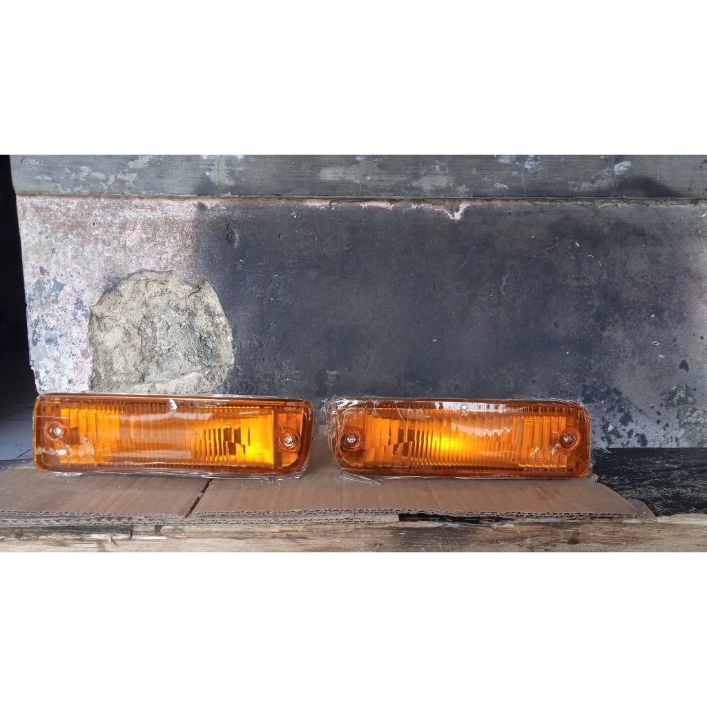 LAMPU SEN SEIN TOYOTA CORONA TWINCAM 1988 1989 ORIGINAL