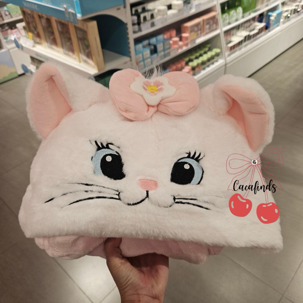 OHSOME x Disney‼️Hoodie Blanket / Balmut / Bantal Selimut Marie Cat Collections