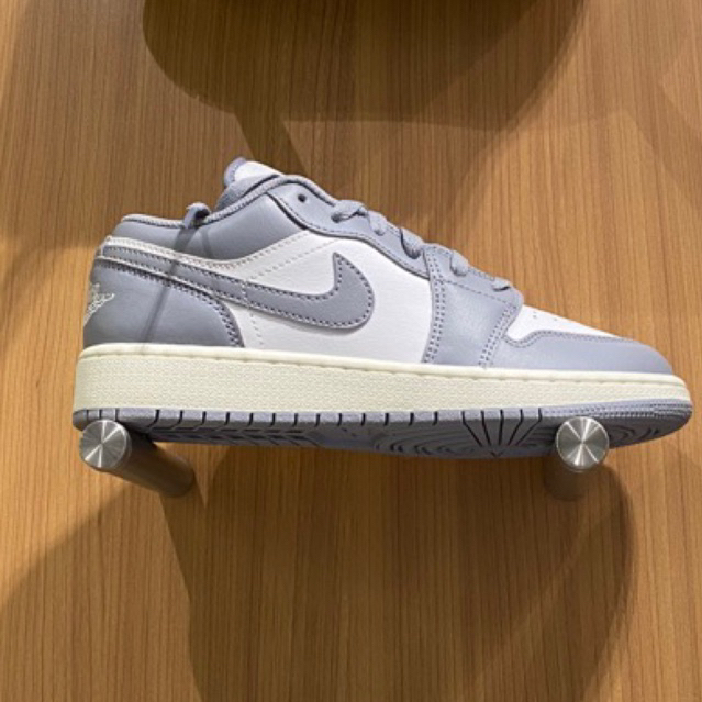 JORDAN LOW VINTAGE GREY