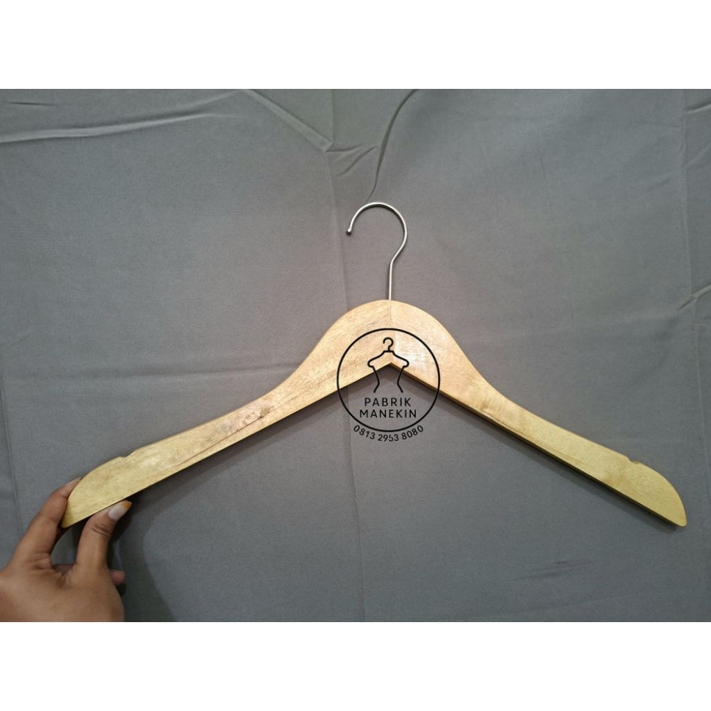 hanger baju/hanger baju dewasa/hanger kayu/hanger kayu reguler/hanger baju dewasa/gantungan baju/gan