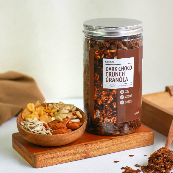 

Dark Choco Crunch Granola - Corn Flakes, Almond, Cashew, Sunflower Seed - NO SUGAR - LUCKYBITE