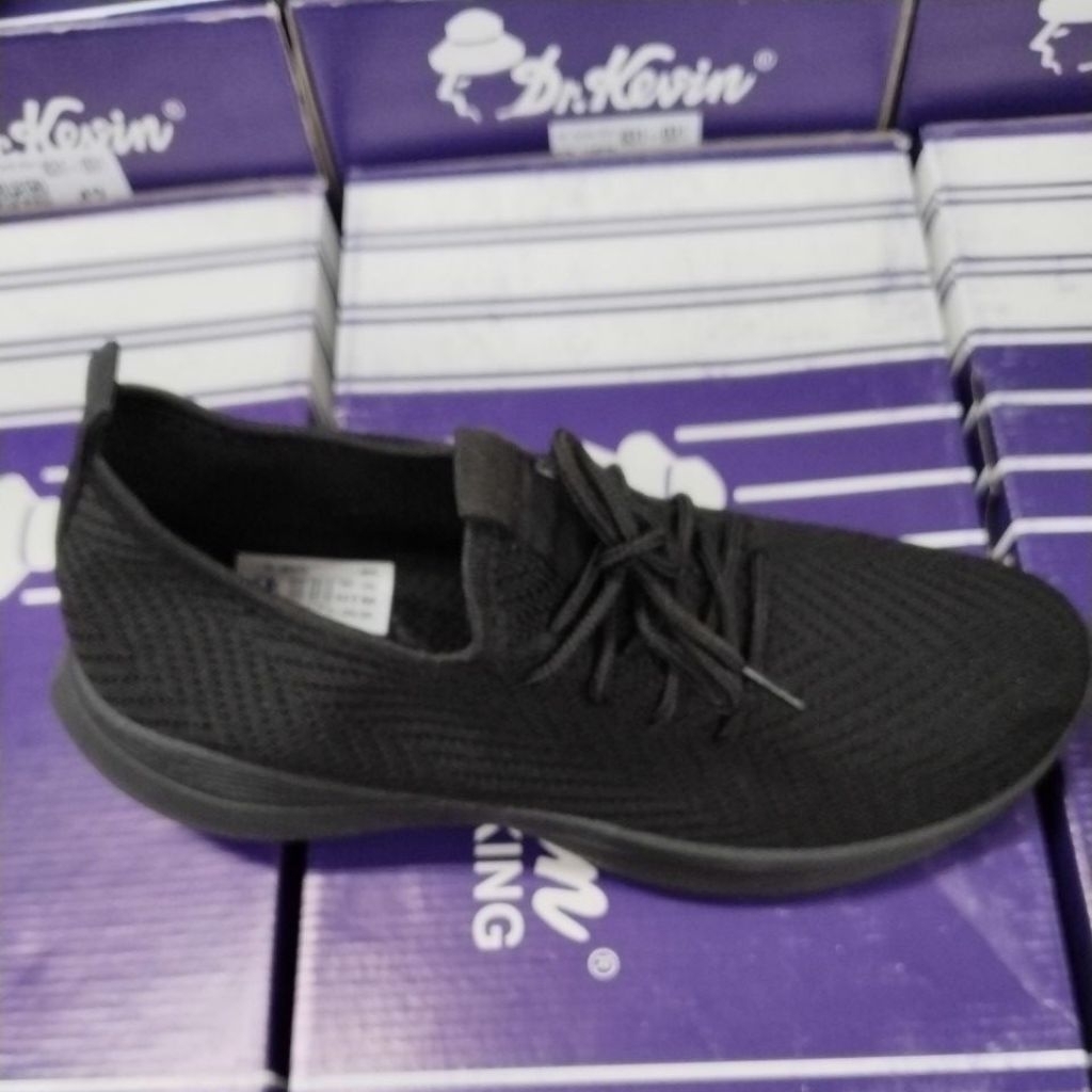 DR. KEVIN 589-099 SEPATU WANITA_BLACK