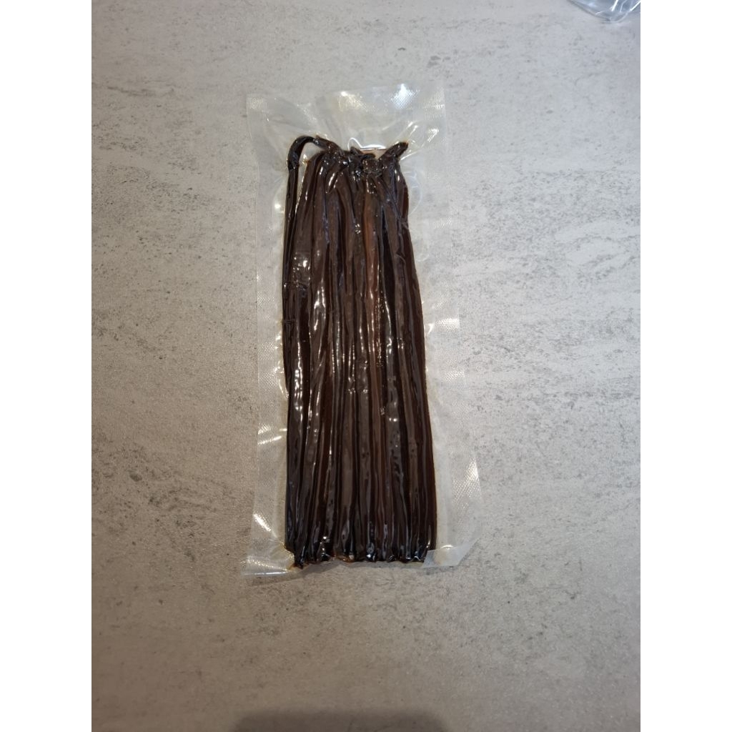

Planifolia Vanilla Bean Pods Biji Vanila GRADE A Gourmet EXPORT Quality 100 grams