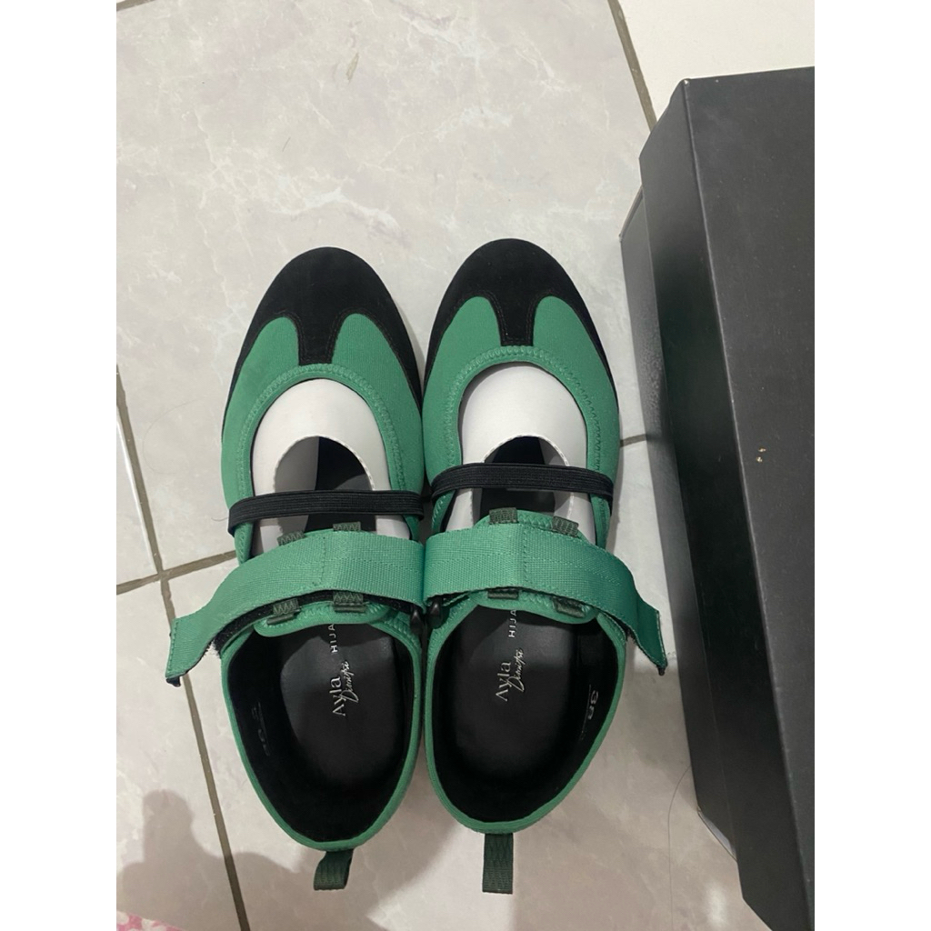 Hijack x Ayla Dimitri Twyla Meadow