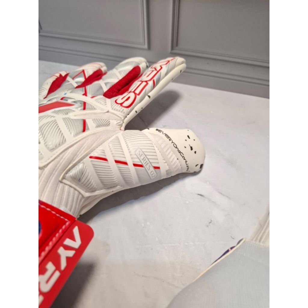 Ayres hitam Sarung tangan kiper terbaru 2025 buat anak dan dewasa