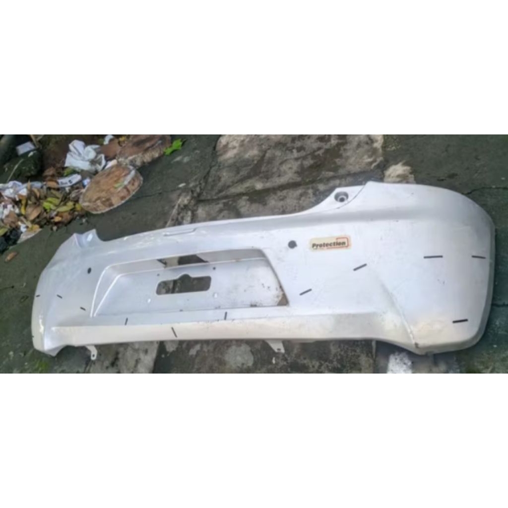 bemper belakang etios valco 2012