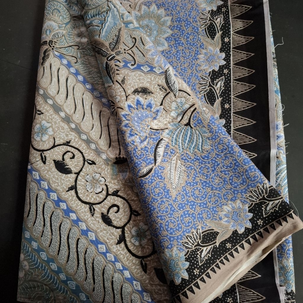 Kain Batik Rok Wiru Selendang Lereng bunga Baby Blue Biru Bawahan Kebaya Bridesmaid Pengantin Wisuda
