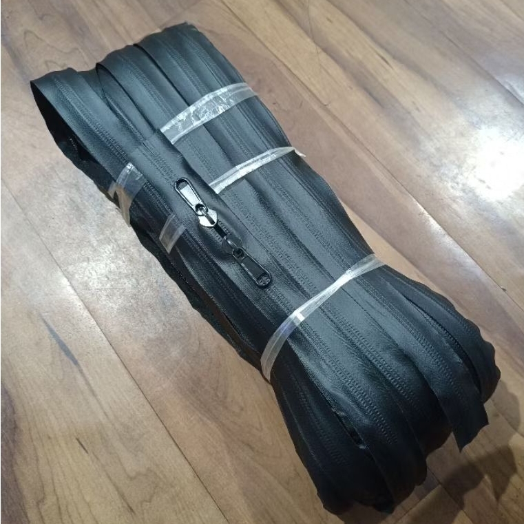 Sellyliavitaliavita Daun Resleting Waterproof Meteran No. 10