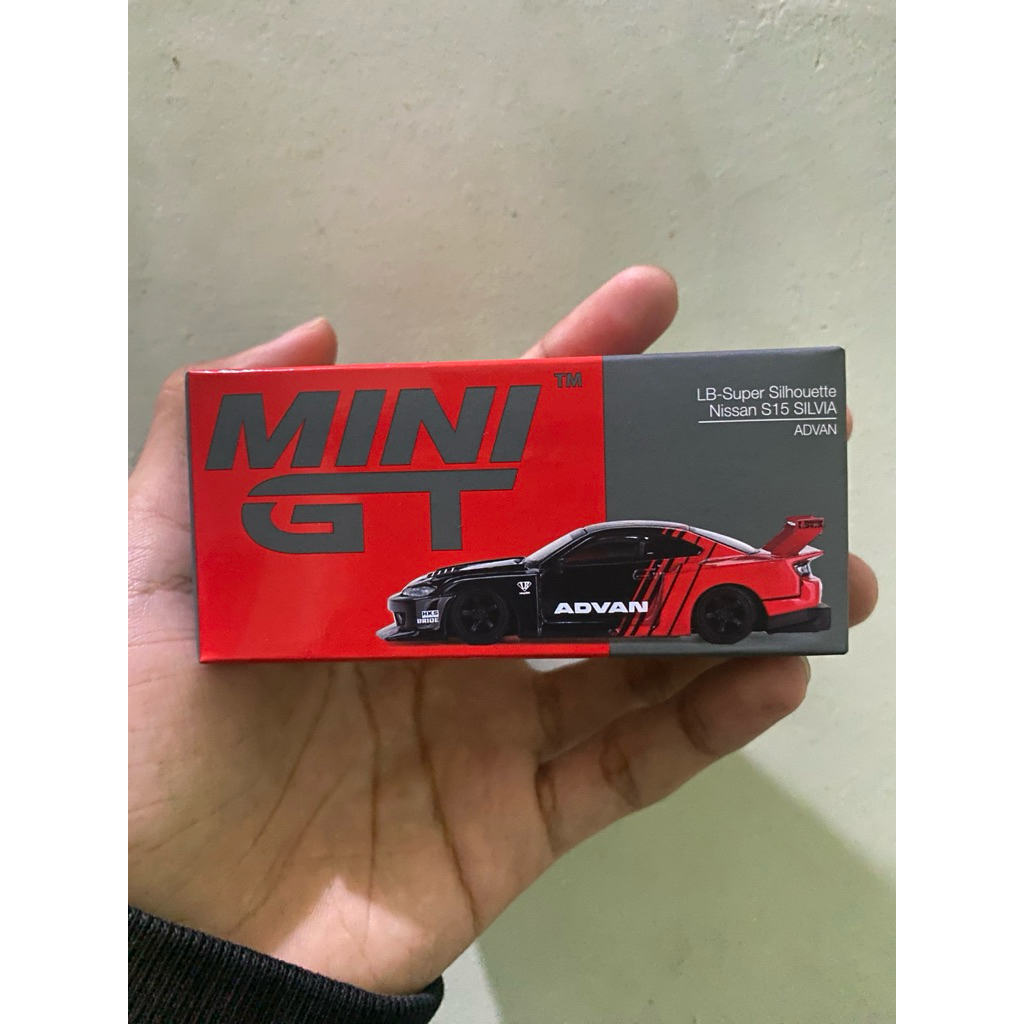 MINI GT S15 LBWK Advan
