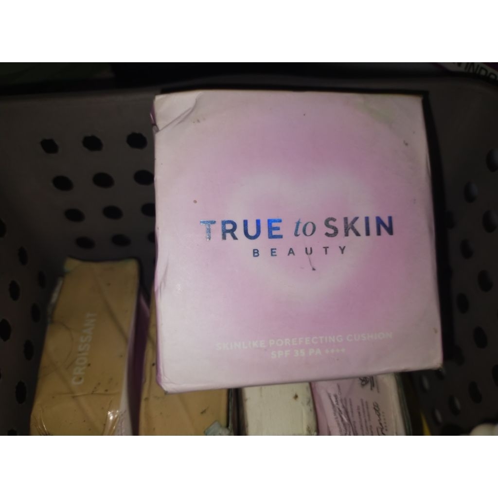 True to Skin Skinlike Porefecting Cushion SPF 35 PA++ CROISSANT REJECT KEMASAN