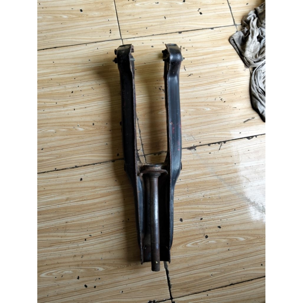 sok depan T Honda C70 Astrea Setar c 80