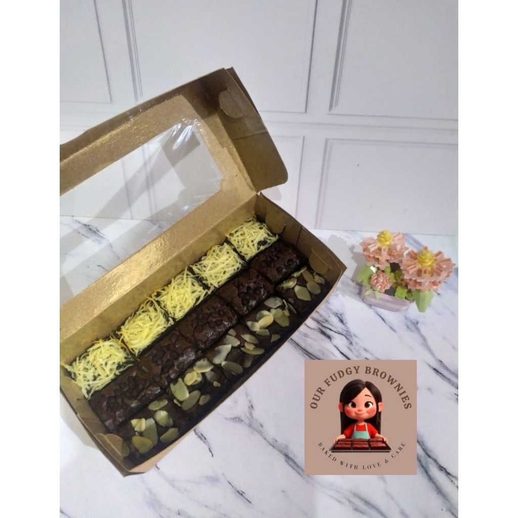 

Fudgy Brownies UK 20x10 / Our Fudgy Brownies sekat