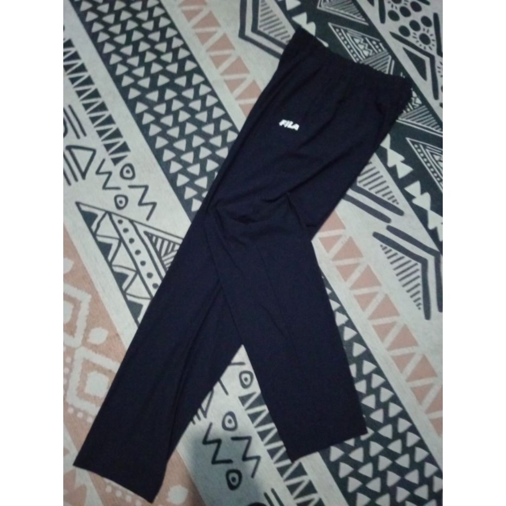 celana training fila