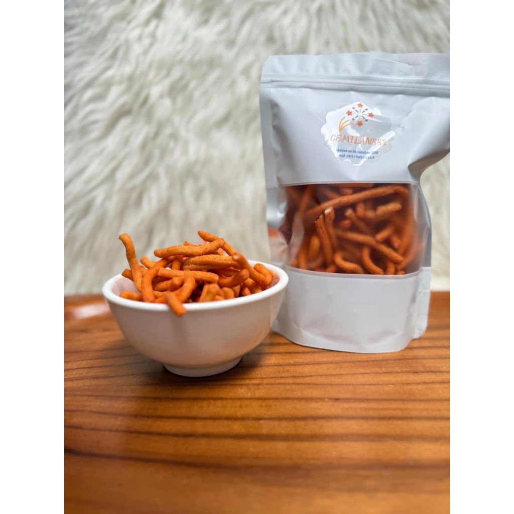 

Cemilan stik bawang balado , snack