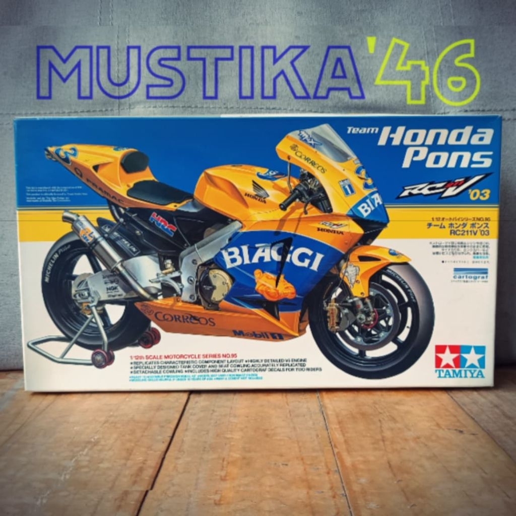 tamiya model kit honda rc211v max Biaggi/Ukawa
