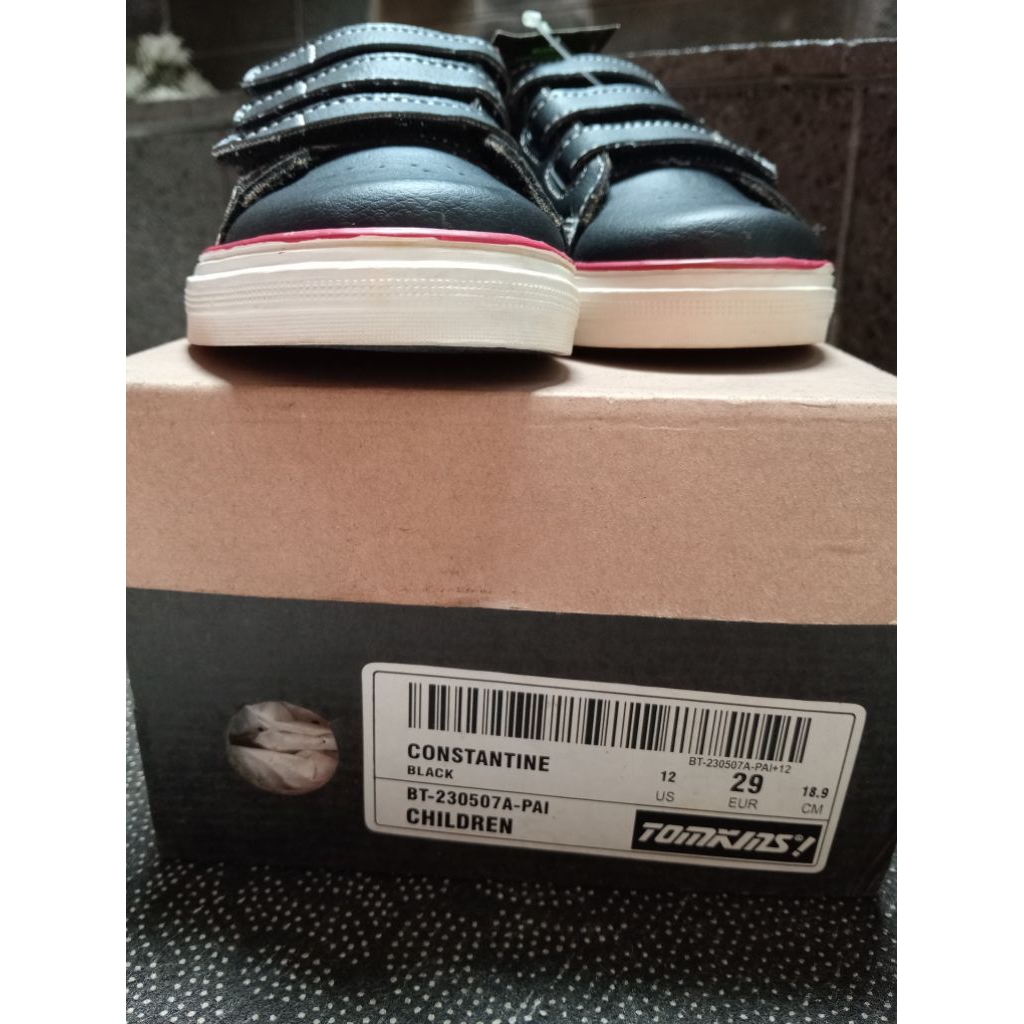 NEW  TOMKINS SEPATU SNEAKER ANAK MODEL CONSTANTINE BLACK SIZE 29