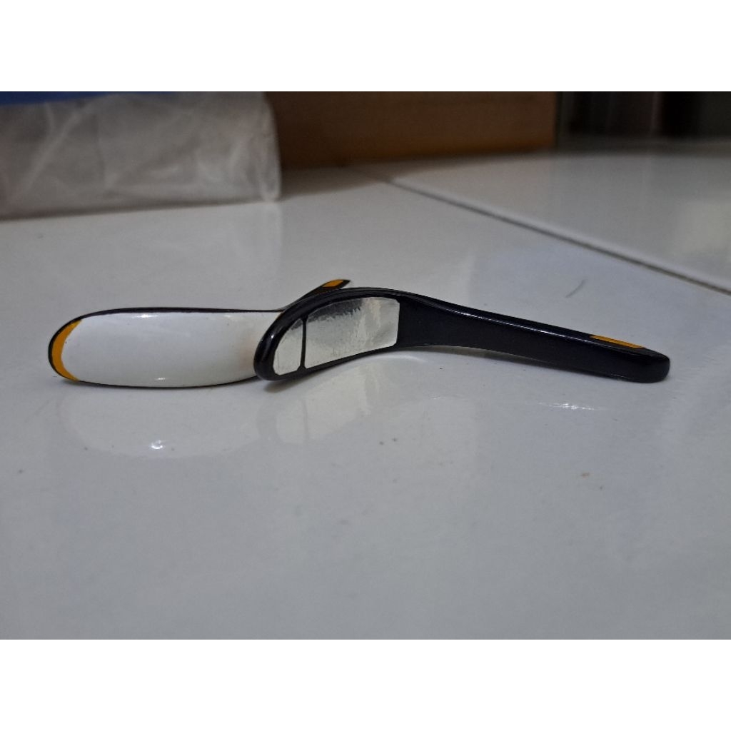 spion miniatur skala 20