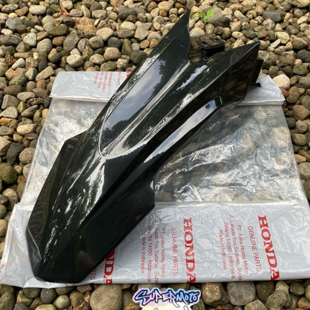 spakbor depan honda CRF 150L original warna HITAM