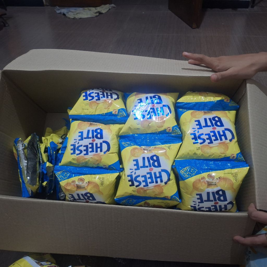 

jajan berhadiah cheese Bite isi 10 pcs