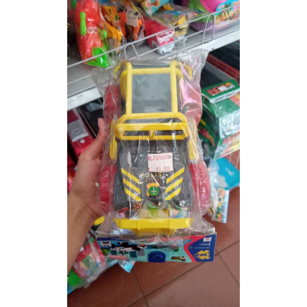 mobil jeep polisi mainan jeep polisi