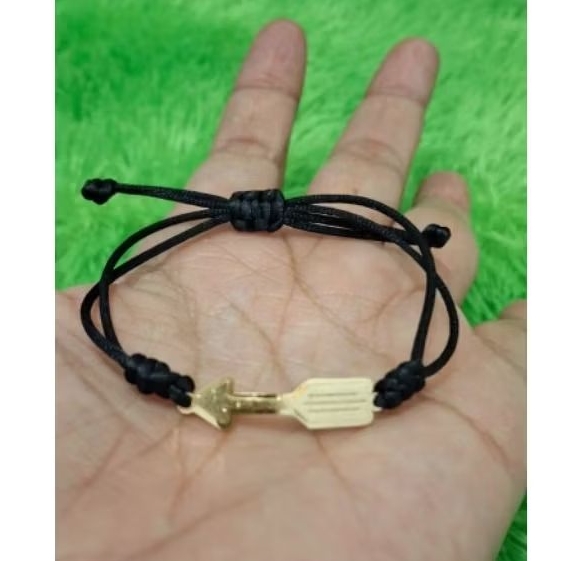 Gelang Tali Hitam Panah Titanium