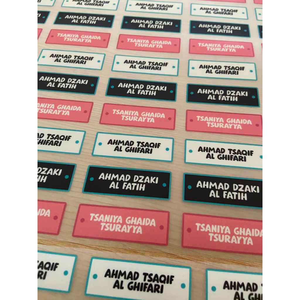 

Stiker Nama untuk Baju Custom