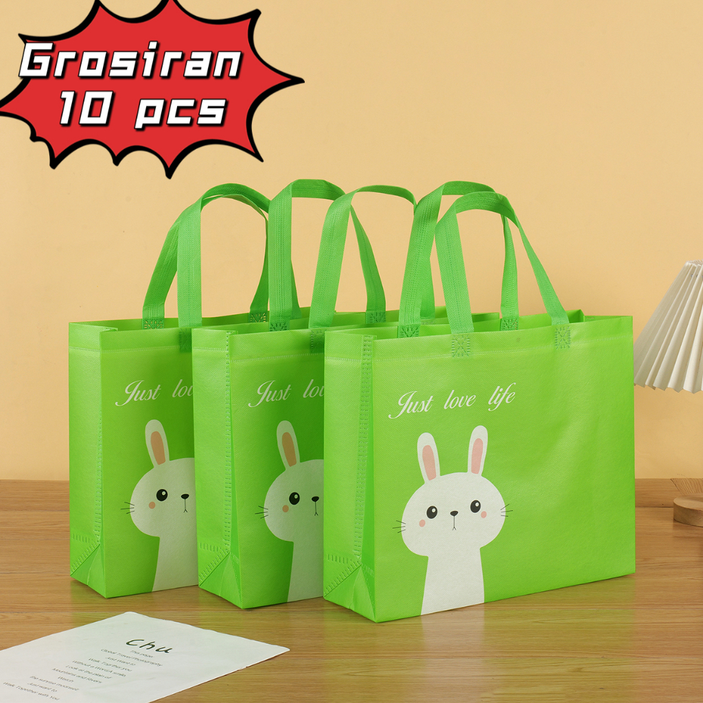 

Grosiran Tas Koper 10pcs-Tas hamper - Goodie bag - Tas Belanja - Tas Souvenir - Tas Kado - Tas Jinjing - Tas Lipat-Kantong Belanja - Souvenir - Shopping bag - Spoundbond - Tote Bag - Tas Wanita - Tas Murah - Tas Belanja Murah -untuk anak-motif hewan