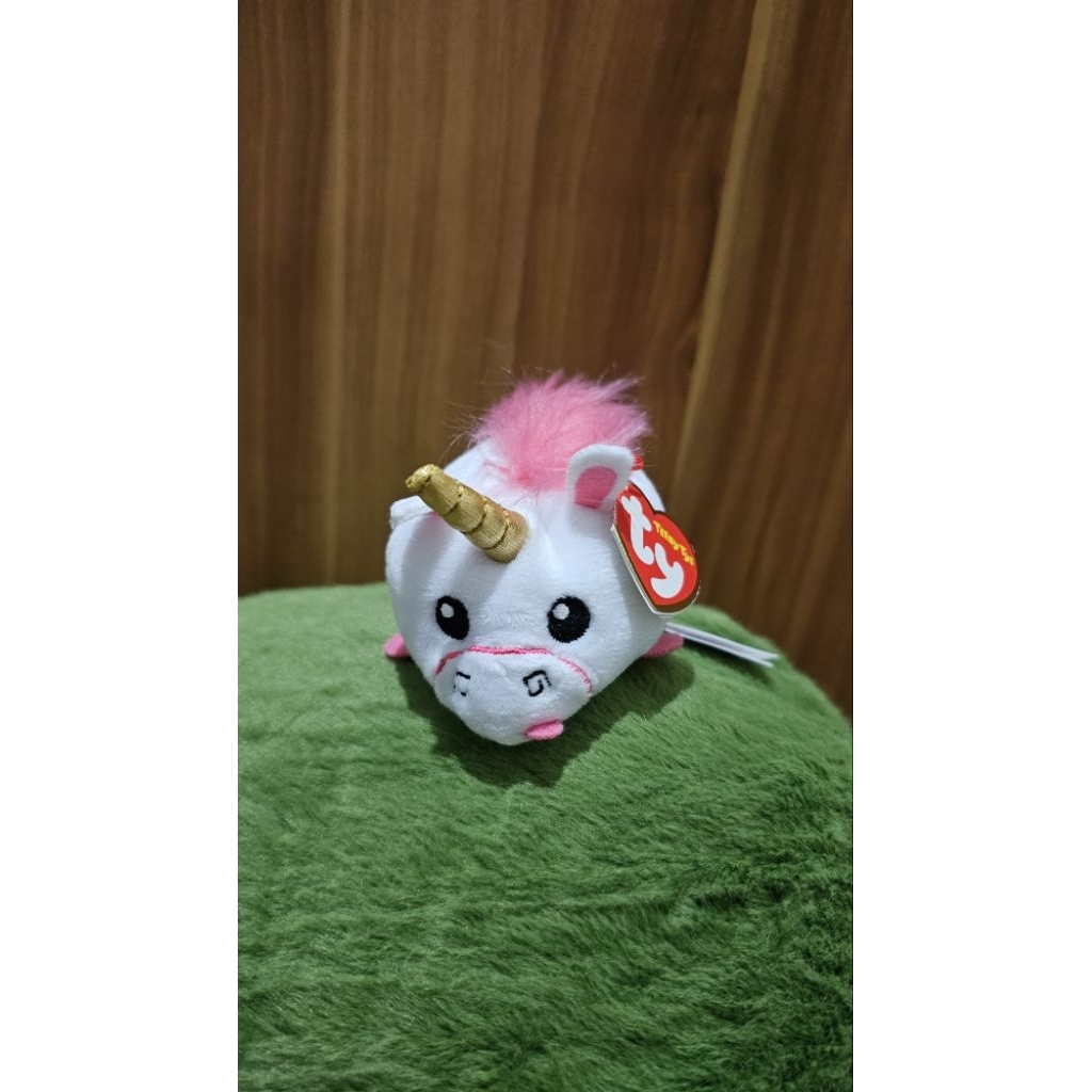 Fluffy Unicorn Agnes  Minion tsumtsum