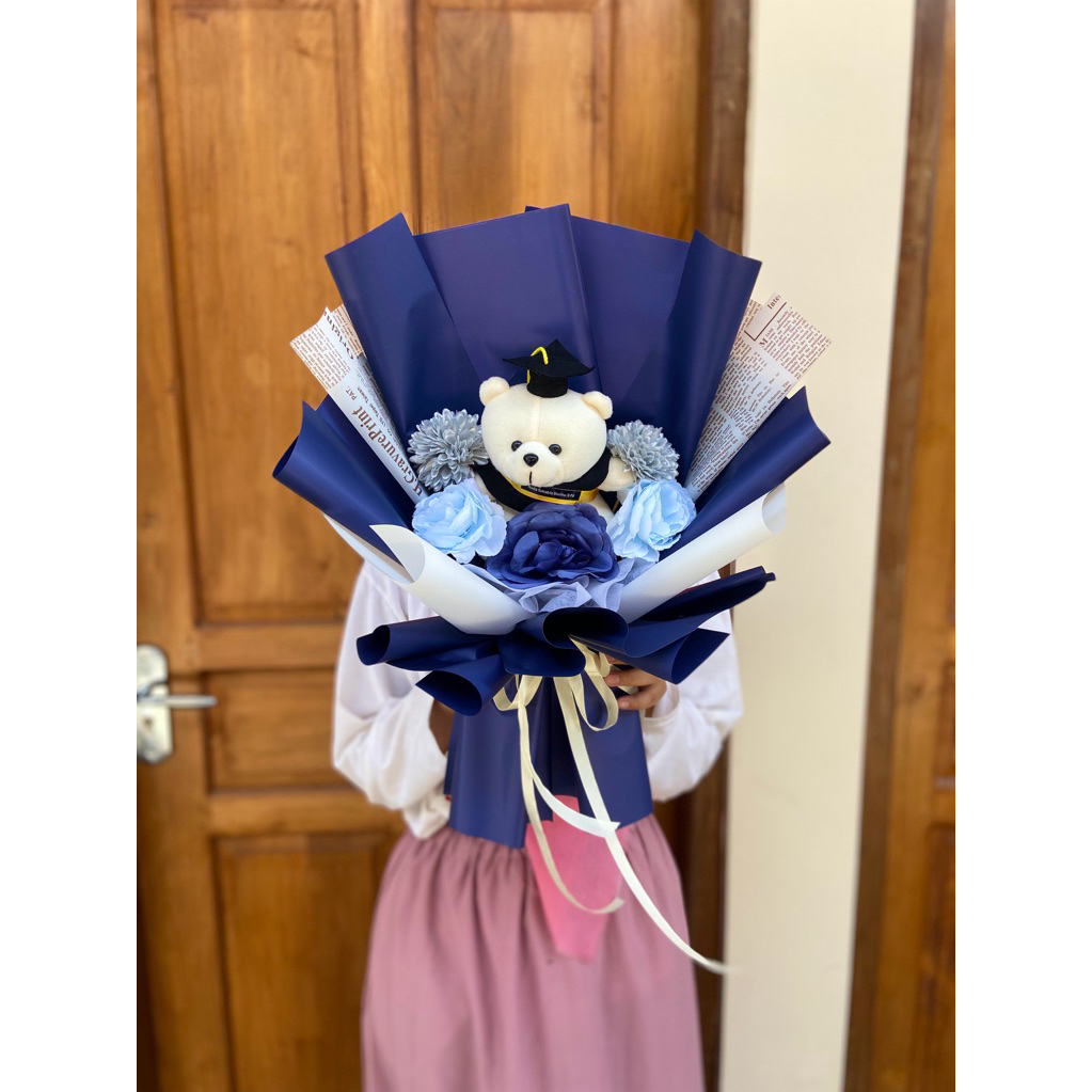 buket boneka wisuda/buket boneka murah/buket boneka wisuda/buket boneka mix bunga/buket bunga boneka