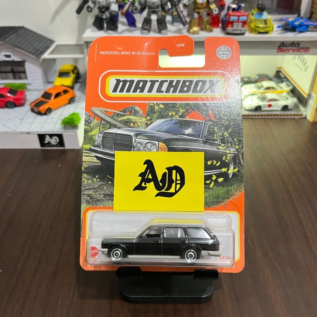 Matchbox Mercedes Benz W123 Wagon