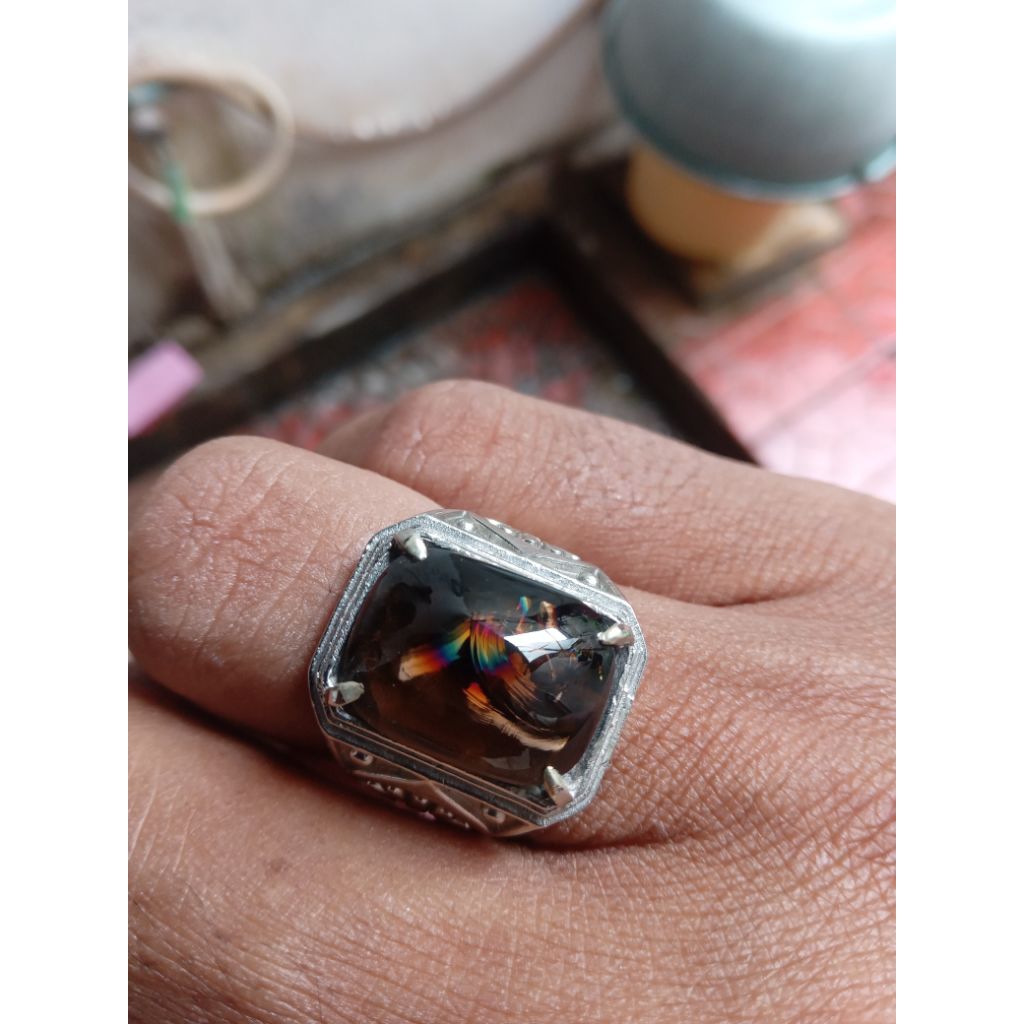 Natural batu kecubung teh hitam pelangi kalimantan bukan bacan giwang